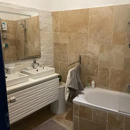 Very Nice 60M With Balcony On The Ground Floor Tulon